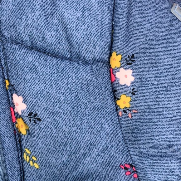 GAP Blue & Pink Floral Puffer Jacket | Perfect for Any Season - Picture 4 of 6